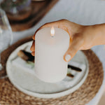 Laden Sie das Bild in den Galerie-Viewer, Echtwachskerze | LED | Ripple