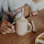 Laden Sie das Bild in den Galerie-Viewer, Trinkbecher mit Halm | Silikon